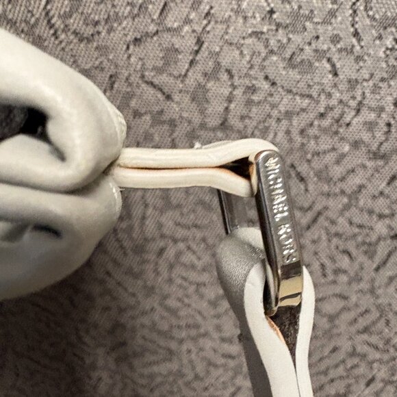 Michael Kors belt bag - Picture 7 of 11